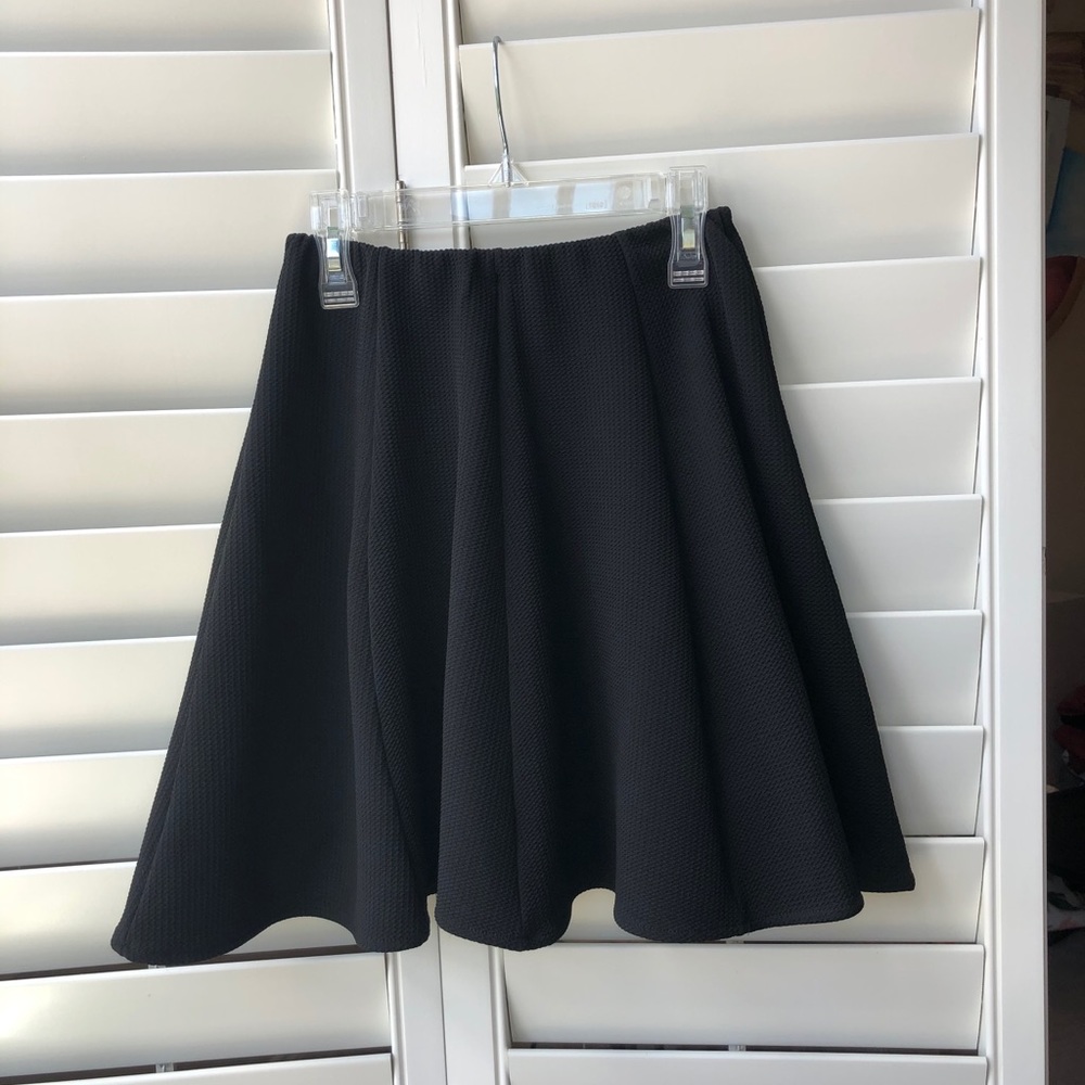 Black circle skirt